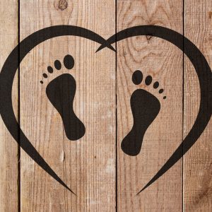 Baby Feet Heart Stencil - Art and Wall Stencil - Image 3